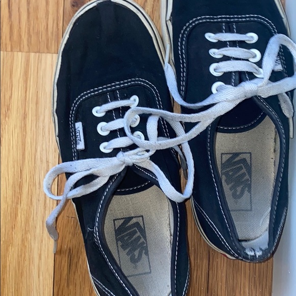 Vans - Picture 2 of 5